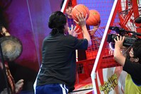 スケットボールのシューティングゲームに挑戦するマヂカルラブリー・野田クリスタル。