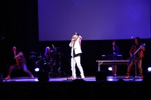 トリを飾ったレイザーラモンRG with あるあるメタルオールスターズ。