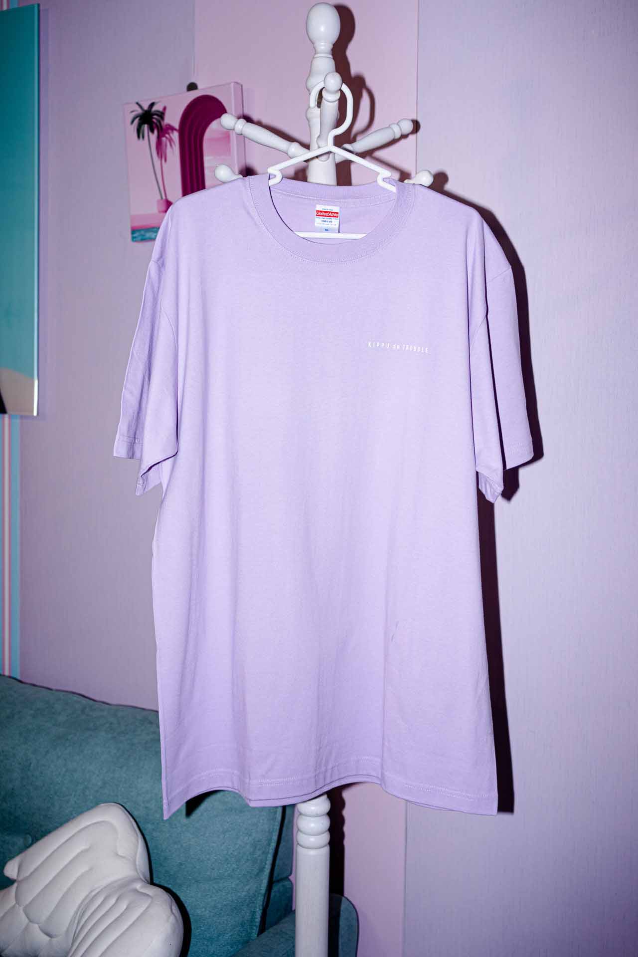 「KIPPU de TROUBLE」Tシャツ（ライトパープル）
