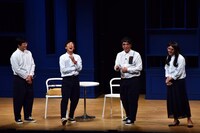 「第23回東京03単独公演『ヤな因果』」追加公演の特別公演でユニットコントを繰り広げた東京03とゲストのおぎやはぎ小木（右から2人目）。写真はエンディングトークの様子。