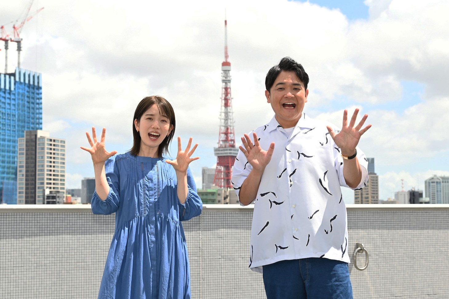 「ノブナカなんなん？」MCの（左から）弘中綾香アナと千鳥ノブ。(c)テレビ朝日