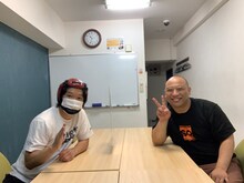 左からアマレス太郎、トム・ブラウンみちお。