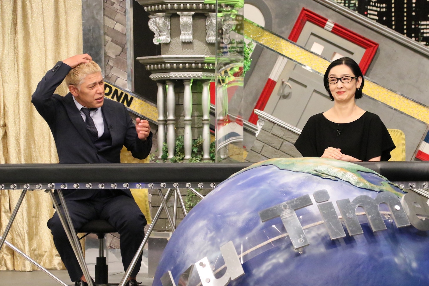 ロンドンブーツ1号2号・田村亮、草刈民代。(c)フジテレビ