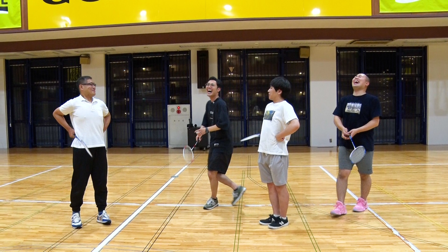 「バドミントン」