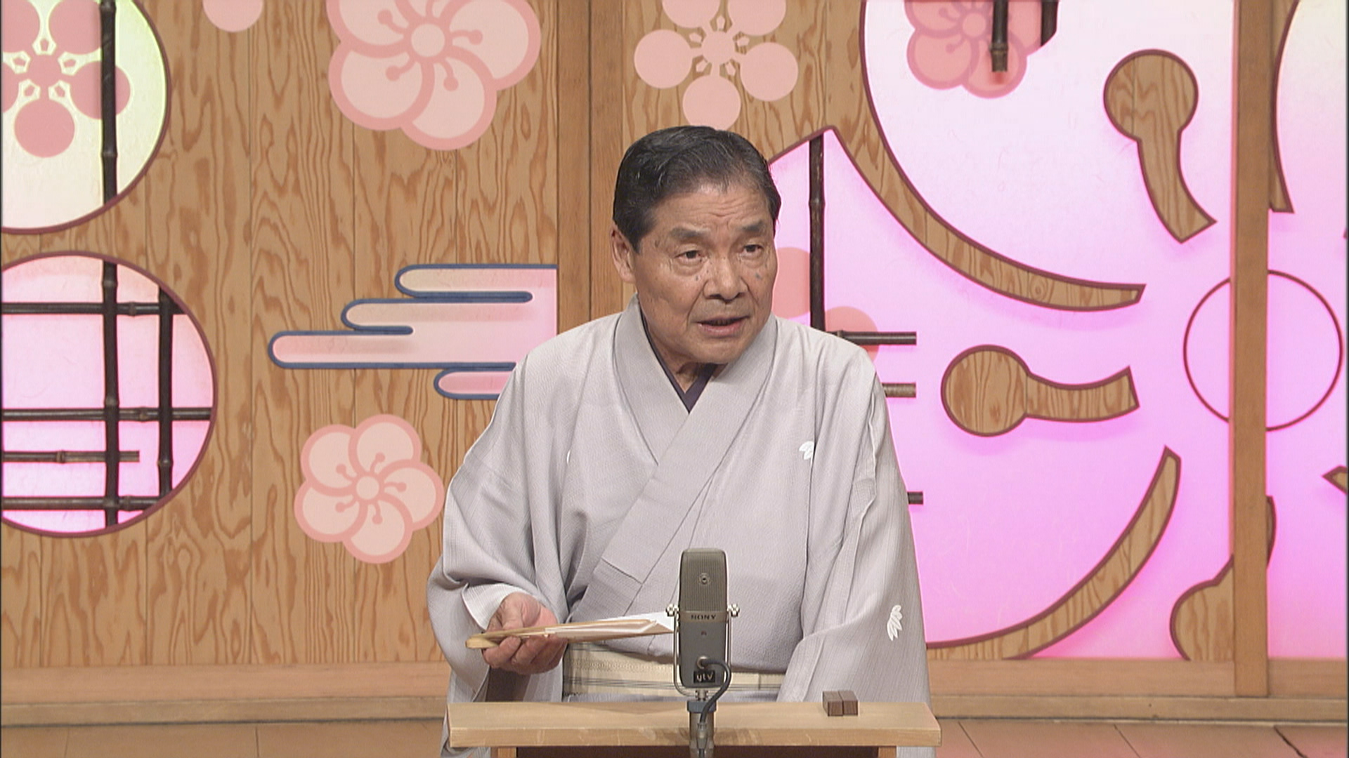 「平成紅梅亭 笑福亭仁鶴追悼特番」より。(c)読売テレビ