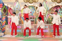 「○○からの～落とし穴グランプリ」に出演する（前列左から）ミキ、ぺこぱ松陰寺、パンサー尾形、（後列左から）ジャングルポケット太田、見取り図・盛山。(c)テレビ朝日