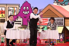 「ビストロダイアン」MCのダイアンとゲストの高橋克典（右）。(c)関西テレビ