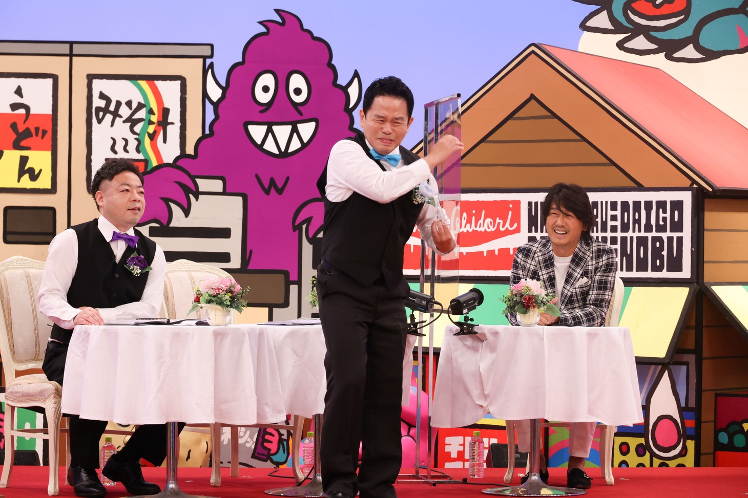 「ビストロダイアン」MCのダイアンとゲストの高橋克典（右）。(c)関西テレビ