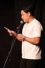 「ゆずるがゆずるたるゆえん」を雄弁に語るアルコ＆ピース平子。