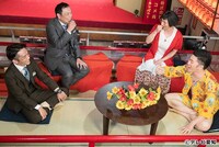 左から中川家、すち子＆吉田裕。