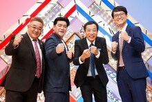 サンドウィッチマン（左）とナイツ（右）。