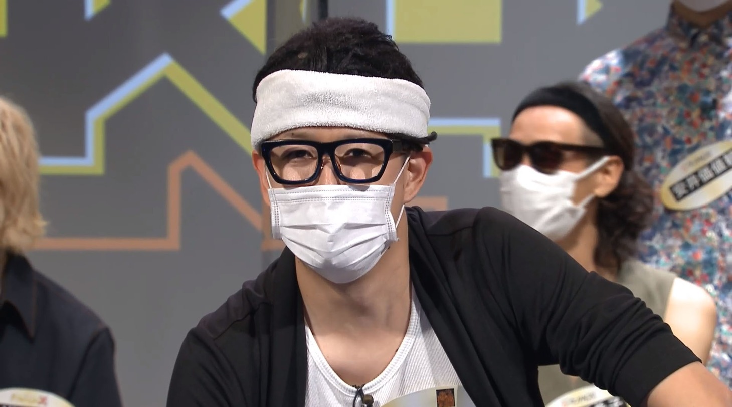 むらせ扮するTOKIO松岡昌宏。