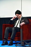 過去の記憶に潜入する、ぺこぱシュウペイ。