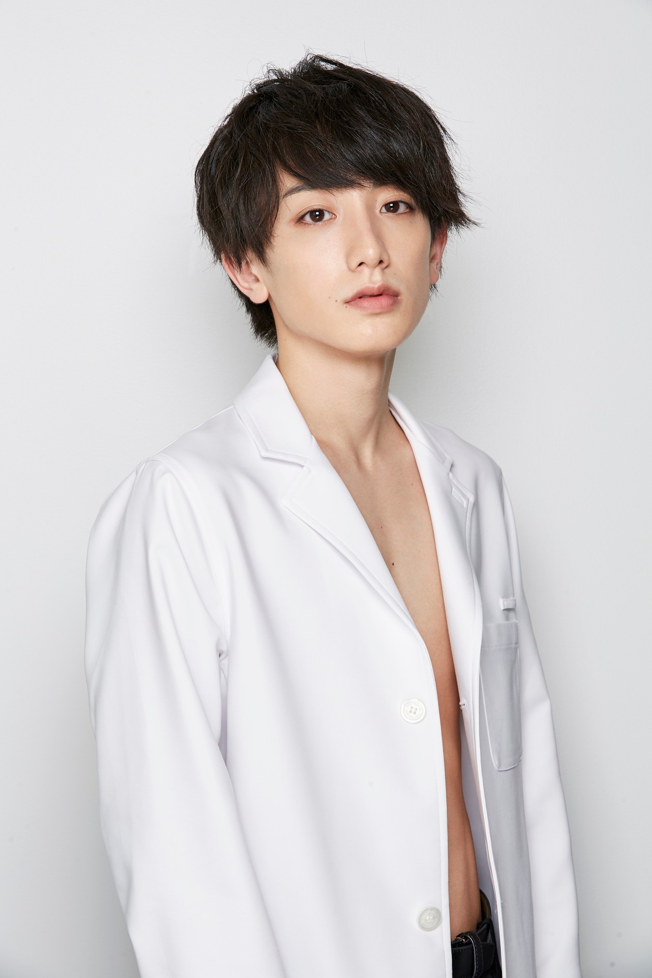 笠月ハジメ役の小西詠斗。(c)NTV