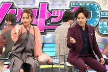 （手前左から）岡田結実、ぺこぱ松陰寺。(c)フジテレビ