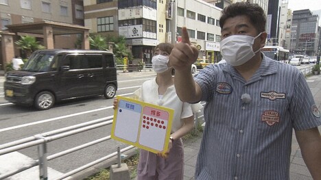 左から野口葵衣アナウンサー、ゴリけん。(c)NHK