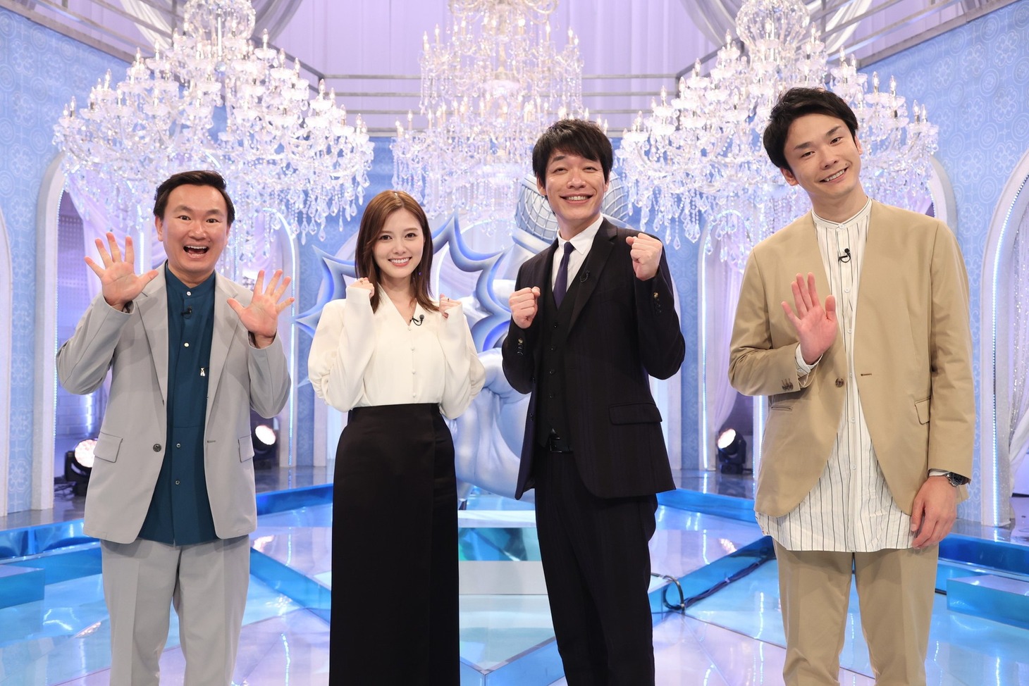 「お笑いオムニバスGP」に出演する（左から）かまいたち山内、白石麻衣、麒麟・川島、かまいたち濱家。(c)フジテレビ