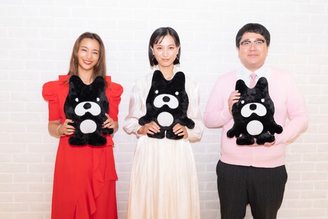 左から高橋メアリージュン、高橋ユウ、マヂカルラブリー村上。