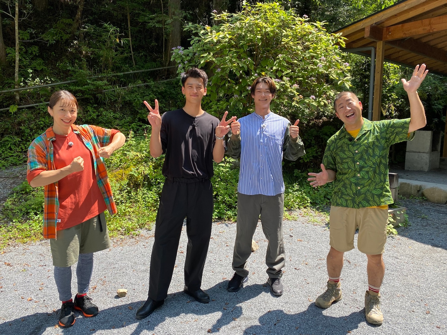 左から浜口京子、竹内涼真、笠松将、ハライチ澤部。(c)日本テレビ