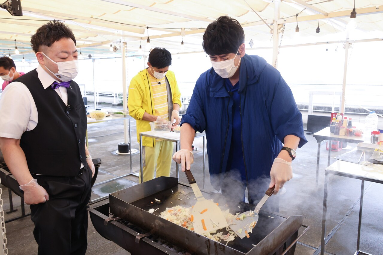 華大、千鳥、かまいたち、おいしい焼きそば作り