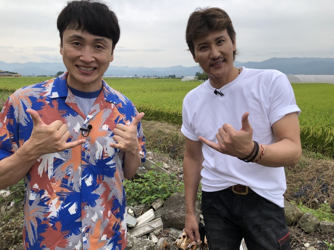 左からアンジャッシュ児嶋、新庄剛志。(c)日本テレビ