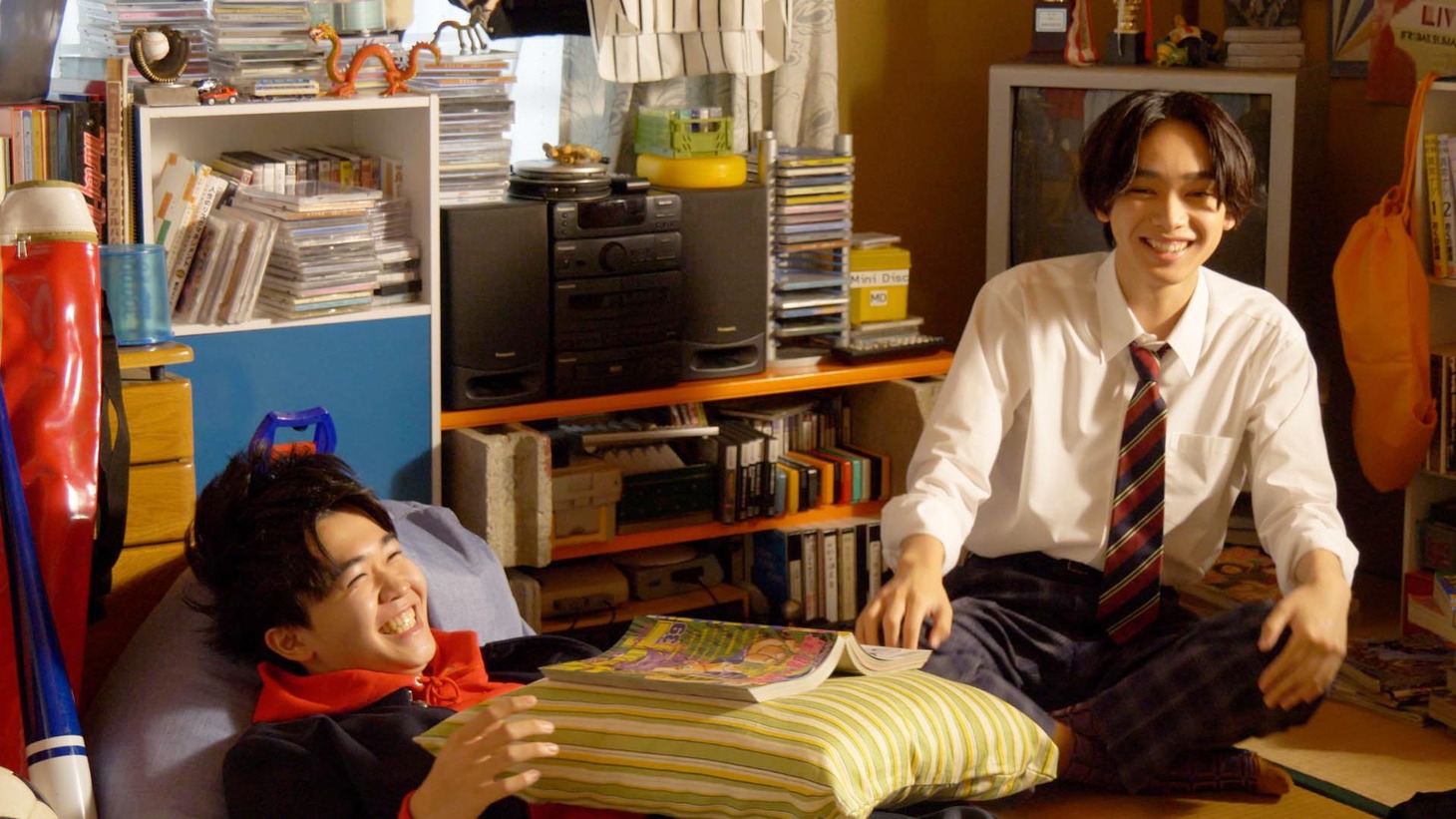 CM「学生」編の撮影中の様子。