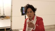 CM「事前予約」編の撮影中の様子。