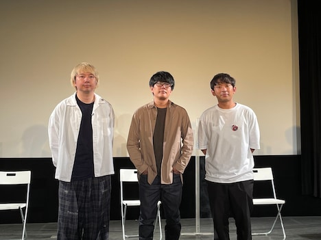 (左から)三四郎・相田、うしろシティ阿諏訪、アルコ&ピース酒井。