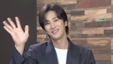 韓流ドラマパートにVTR出演するアン・ボヒョン。(c)フジテレビ