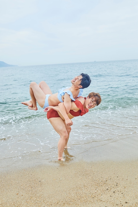 マユリカファースト写真集「Perfect!!」より。