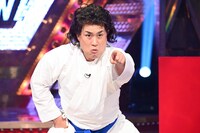 「ものまねグランプリ ～新世代のものまね歌姫No.1決定戦＆最強の新ネタNo.1決定戦～」より。(c)日本テレビ