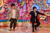 土田晃之と蛍原徹。(c)テレビ朝日