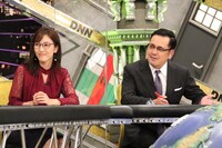 小澤陽子アナとアリタ哲平。(c)フジテレビ