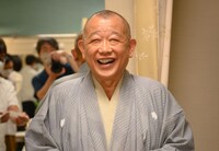 「笑福亭鶴瓶17年の観察記『ウラとオモテと本当の顔』」より。