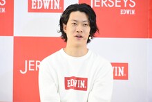 霜降り明星・粗品