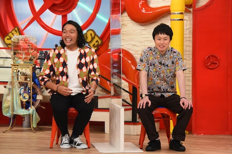 ゲストとしてスタジオに迎えられる見取り図。