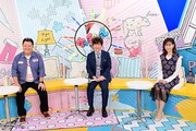 （左から）ブラックマヨネーズ小杉、内村光良、新井恵理那。(c)TBS