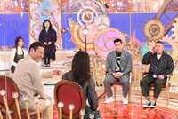 「1周回って知らない話」のワンシーン。(c)日本テレビ