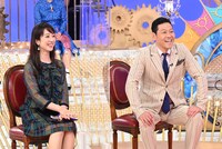 左から川田裕美、東野幸治。(c)日本テレビ