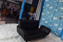 鬼越トマホークが「マジックミラー号」公式PR団長就任、ネタライブも開催決定