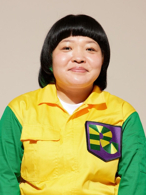 だらしない芸人・オカリナ役のおかずクラブ・オカリナ。