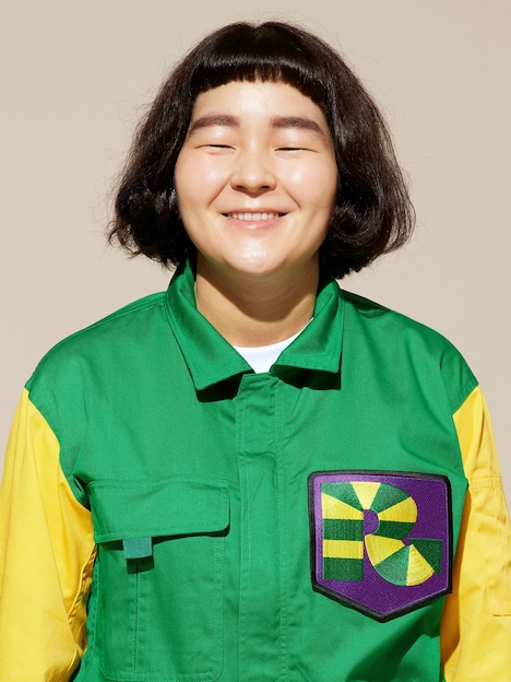 だらしない芸人・はら役のゆにばーす・はら。