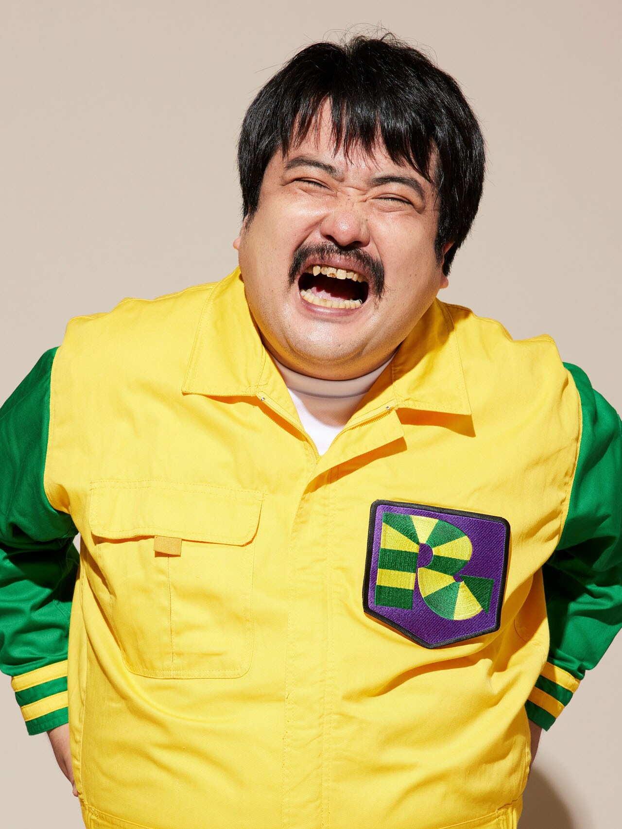 だらしない芸人・もぐら役の空気階段・鈴木もぐら。 - ランジャタイ