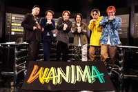 左からレイザーラモンRG、アインシュタイン、WANIMA。