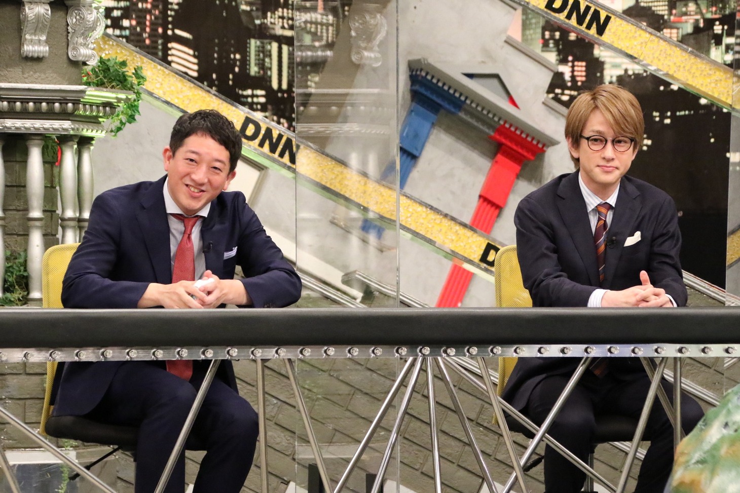 サバンナ高橋と横山裕。(c)フジテレビ