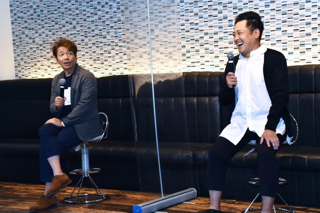 くりぃむしちゅー、海砂利水魚からの改名20年祝ってケーキ入刀「幸せに 