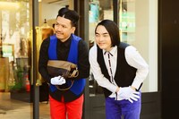 映画「老後の資金がありません！」より、ピスタチオの登場シーン。