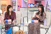 （左から）ヒコロヒー、齊藤京子。(c)テレビ朝日