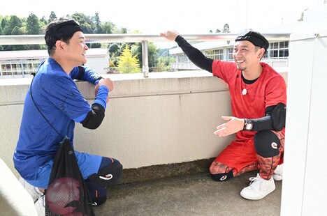 千鳥 (c)テレビ朝日