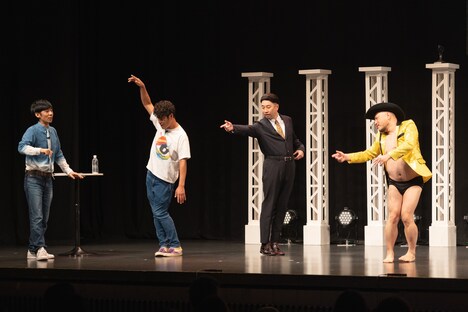 （左から）トンツカタン森本、永井佑一郎、レイザーラモンRG、ハリウッドザコシショウ。